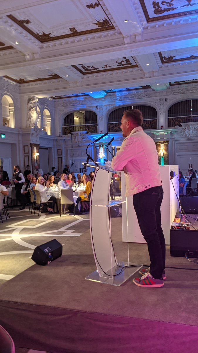 Kai...rockin the mic at <a href="/Kimpton/">Kimpton</a>, great night <a href="/hotelrepublic/">hotel republic</a>