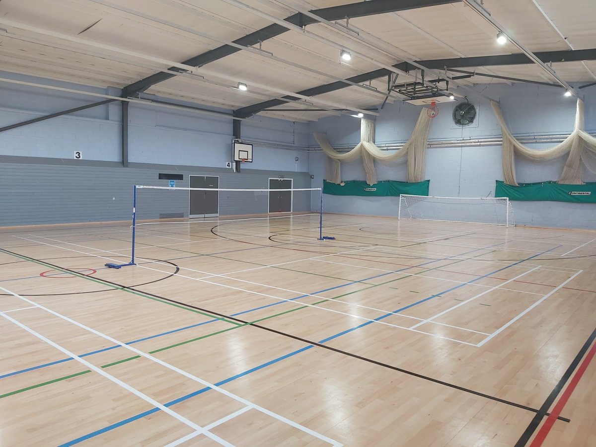 The sports hall floor refurbishment is now complete 👌🏼 We look forward to welcoming back sports hall bookings from tonight ⚽️ 🏸 🏀