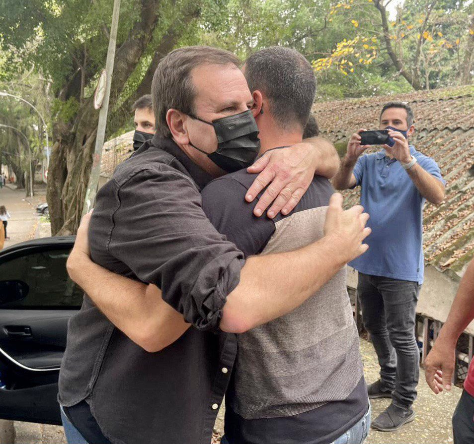 RafaelAloisioRJ's tweet image. Dia histórico hoje: o lançamento da obra do Parque Nise da Silveira, no Engenho de Dentro, começando pela derrubada do muro! Uma ação muito esperada já há tempos pelos moradores! Vai ser muito importante agregar as ações de meio ambiente e… instagram.com/p/CTe7wgiLQz_/…