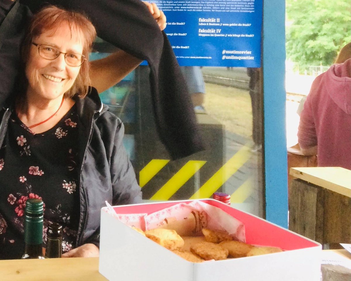 #middlesbrough people, can we all show some love for Heidi Schulz-Immer? Heidi was passionate about the town twinning between Mbro and her city of #Oberhausen in Germany. She loved Mbro, our people and our heritage. She died this weekend after a battle with Cancer. RIP Heidi 🇩🇪🇬🇧