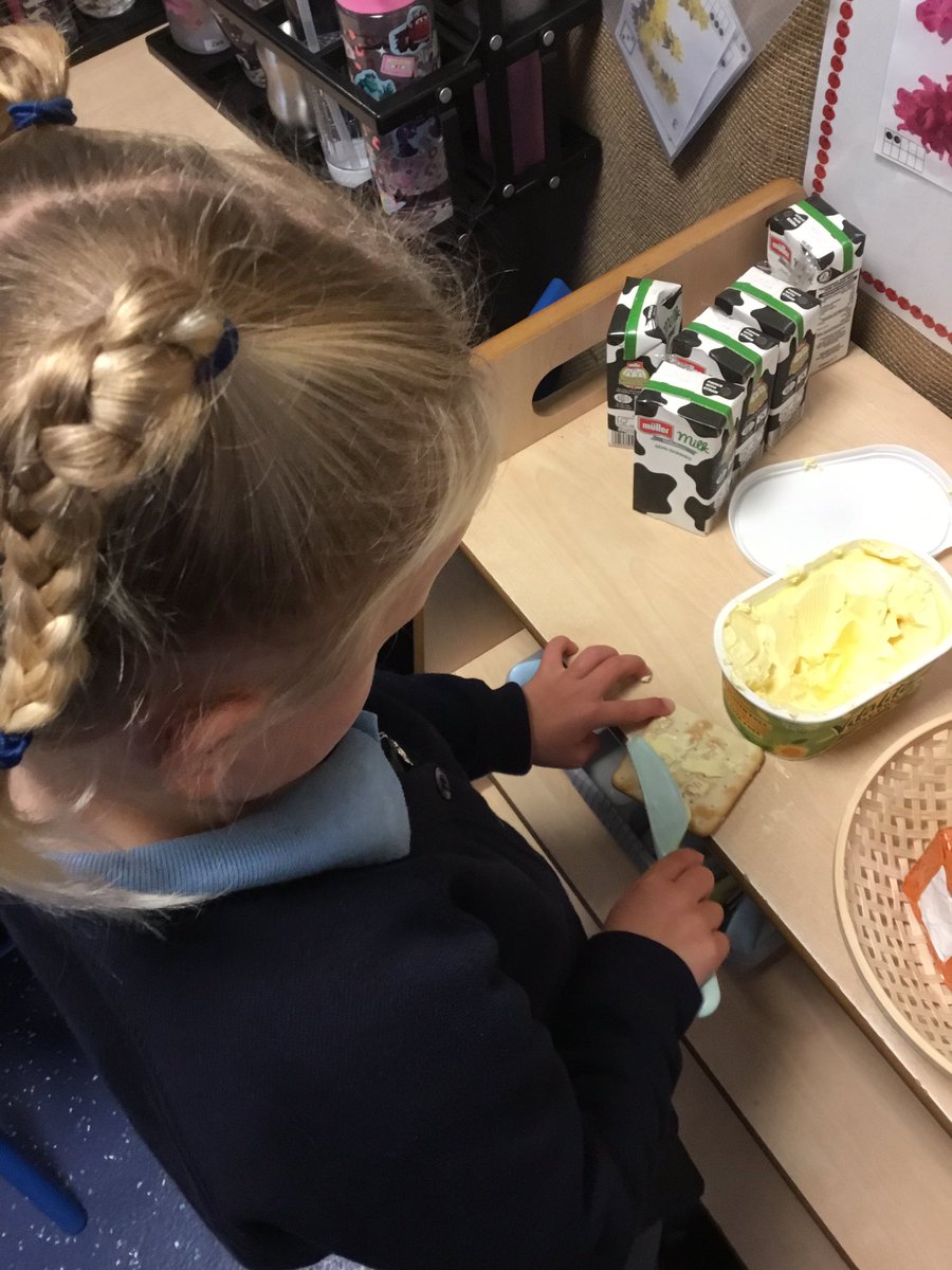 HodkinsonRBL's tweet photo. What a day we’ve had! We have been very busy painting, writing our names, preparing our own snack and making predictions about what could be inside the egg. This is what we thought. We can’t wait to find out. I wonder when it will hatch? https://t.co/0dueUxhIA7