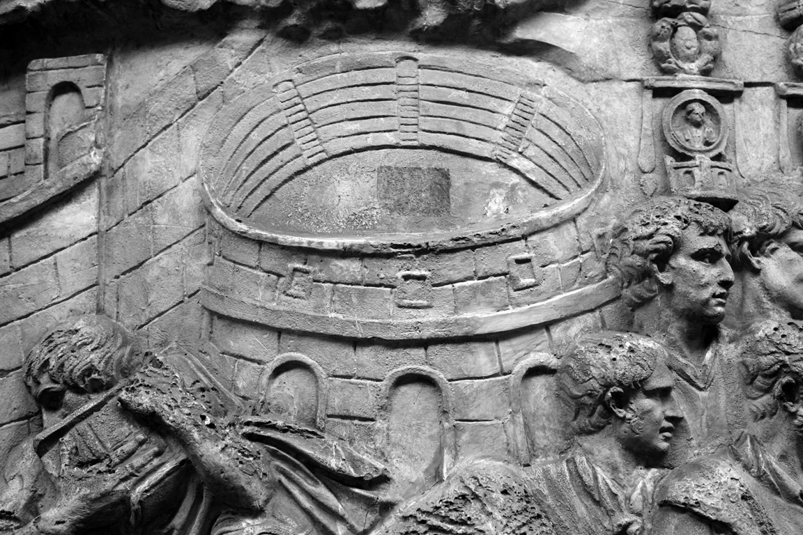 RealPreCinema's tweet photo. Interestingly, and in keeping with our search for the origins of cinema, we found depicted within the bas-relief imagery of the column, two separate ‘Amphitheatres’. Or, is the one on the right the entrance to a cinema? #TrajansColumn https://t.co/8HP9LusnYG