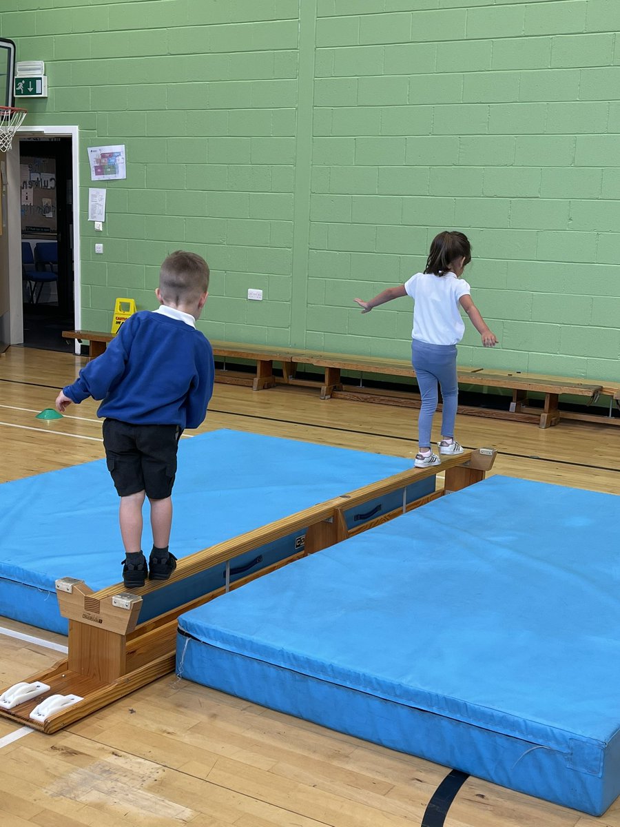 Cuiken_Primary's tweet photo. Our last session on balancing in P1 this morning! We made the activities more challenging with trickier moves and longer benches #challengeisgood π https://t.co/4C6qFM7Q5I