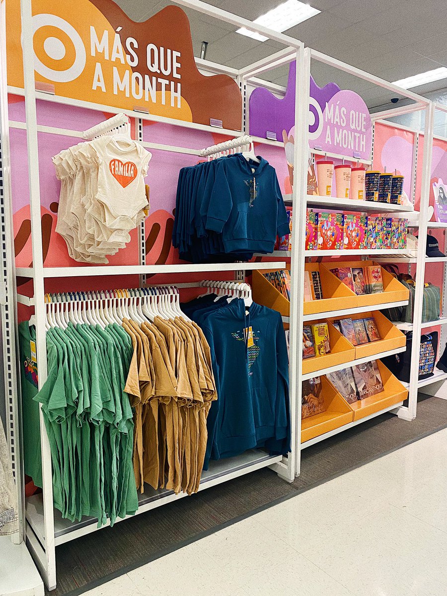 RubyC2715's tweet image. 2715 is here for these good vibes ⚡️🎯