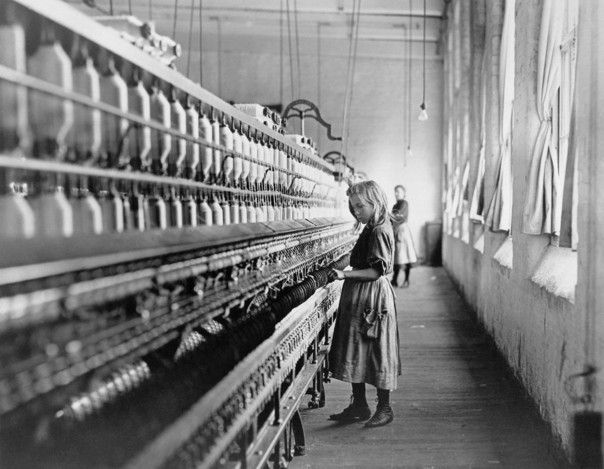 BBuffington_'s tweet photo. Happy Labor Day, everyone! To celebrate, read about the history of Labor Day here 👉https://t.co/bTz2FCNXtw

📸 @HISTORY

#history #historical #laborday #LaborDay #historyoflaborday #historyfans #letsgethistorical #interestingfacts #goodtoknow #nationalholiday #september2021 https://t.co/wpjeeml5IT
