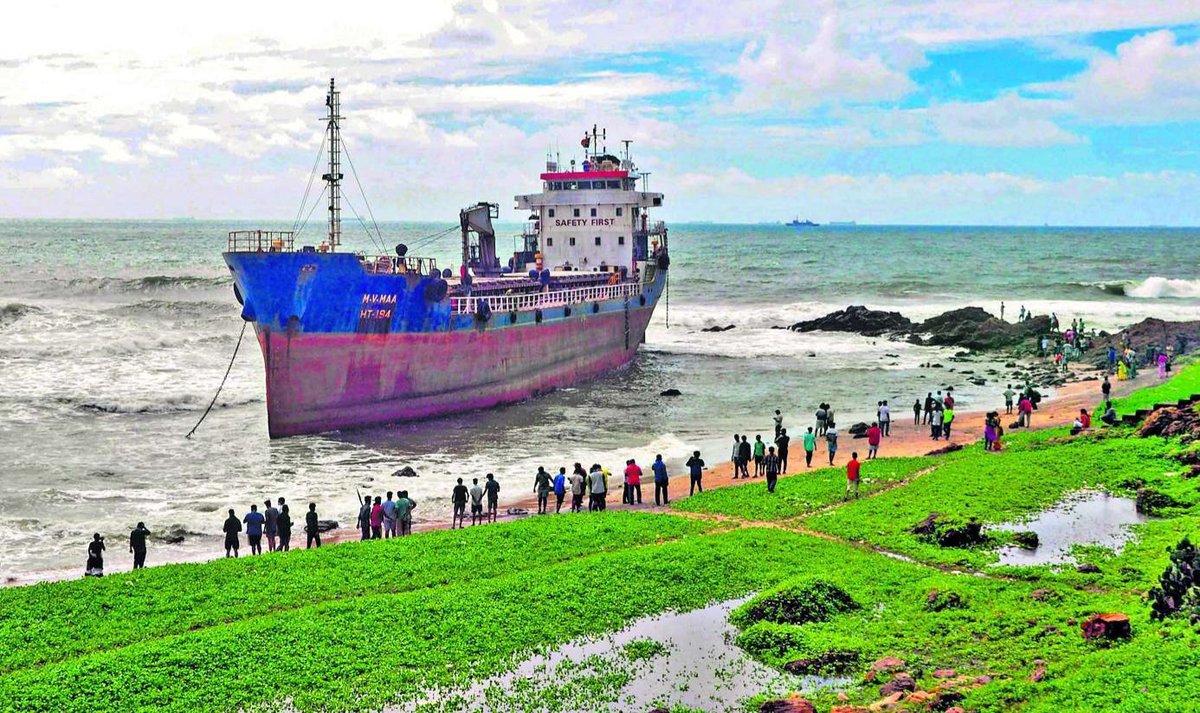 sudeer1972's tweet photo. Hi #APTourism Dept @Tourism_AP @APTDCofficial When r u going to buy the abandoned MV Maa Ship from the Owner and convert it into a floting restaurant at #TennetiParkBeach in #Visakhapatnam? 
#JustWantToKnow
#VizagTourism 
#Vizag #AndhraPradesh 
@AndhraPradeshCM 
@AvanthiSrinivas https://t.co/wdTTOb7xg6