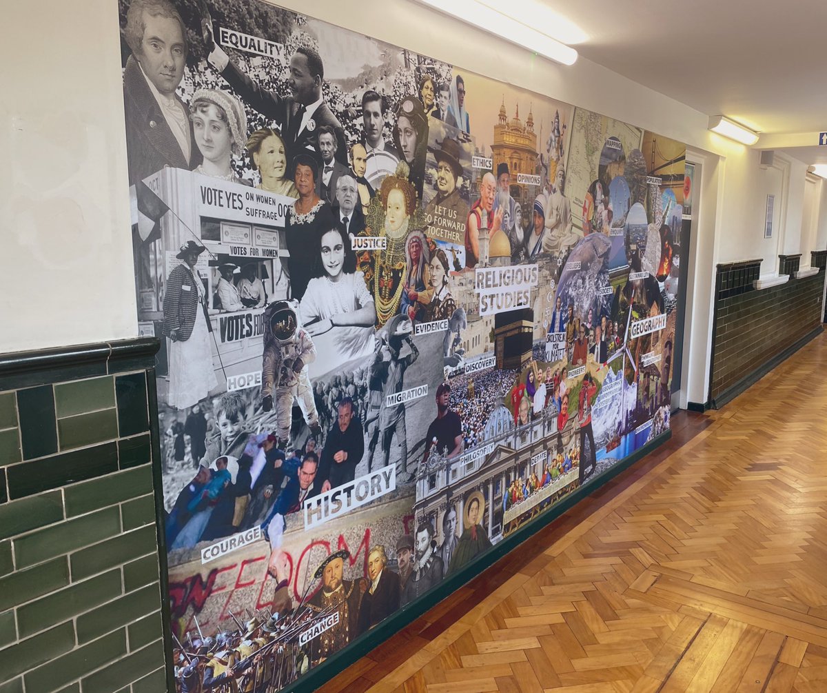 Stephen_Logan's tweet photo. New Humanities display. https://t.co/bbWIbmYfKX