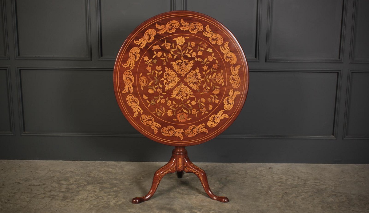 loveantiques's tweet photo. An exquisite 18th Century Dutch Marquetry Inlaid Occasional Table for sale from LT Antiques: https://t.co/E2wPzt2zNL @LTAntiques
#antiques #antiquetable #antiquefurnitureforsale #Inlaidtable #loveantiques https://t.co/ToEiDx5B5b