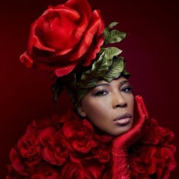 Happy birthday to Macy Gray! 