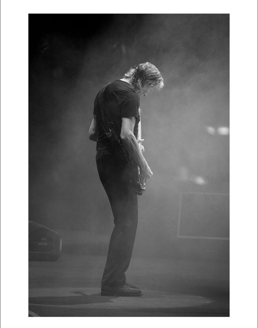 Happy Birthday Roger Waters.
© Fernando Aceves. 