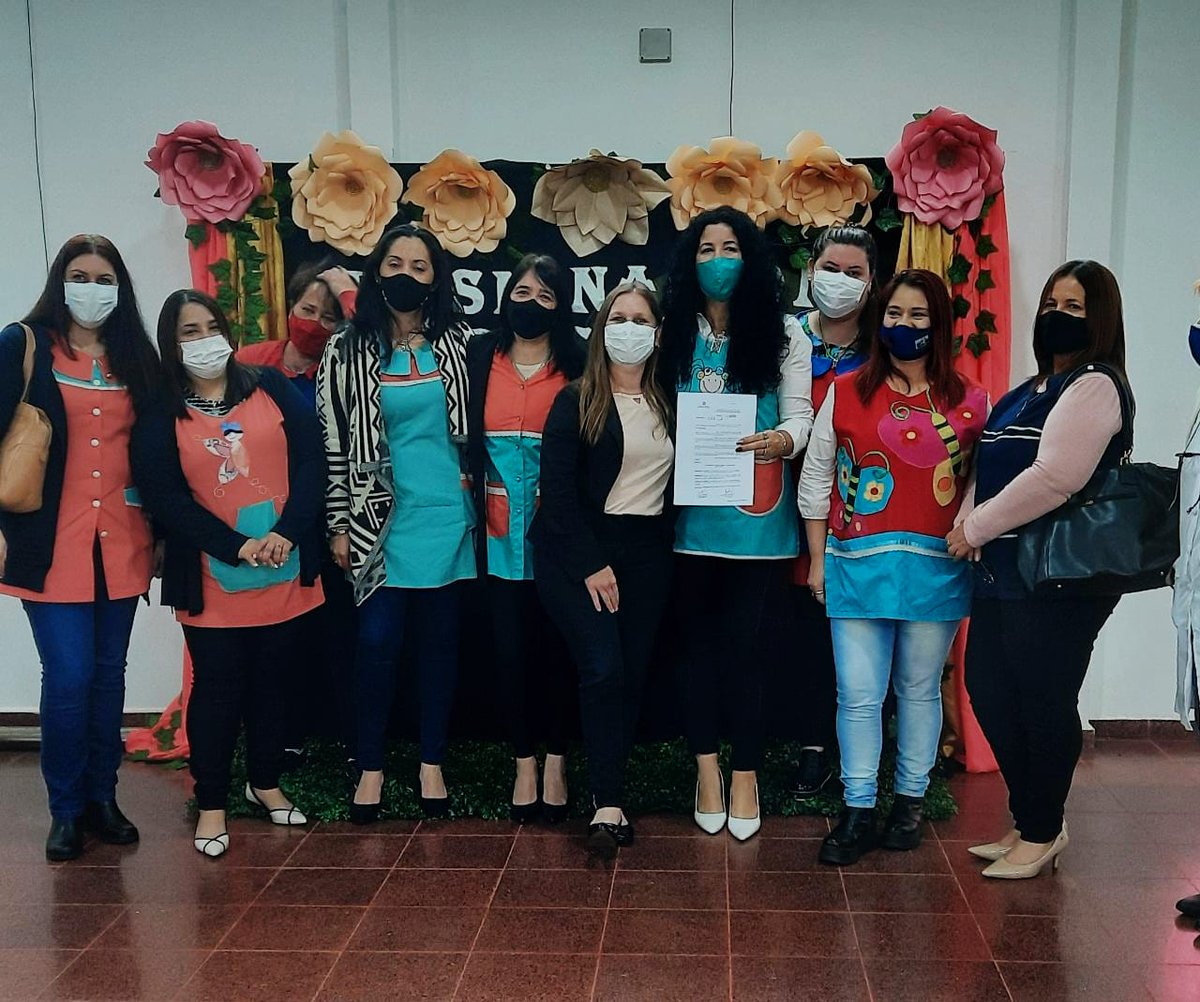 La Supervisión de Nivel Inicial Reg V llevó adelante el acto de designación del cargo directivo del NENI 107 en la localidad de S. Vicente <a href="/Deinicialmisio1/">Deinicialmisiones2016</a> <a href="/herrerayflia/">Oscar Herrera Ahuad</a> <a href="/CGEMisiones/">CGE Misiones</a>
