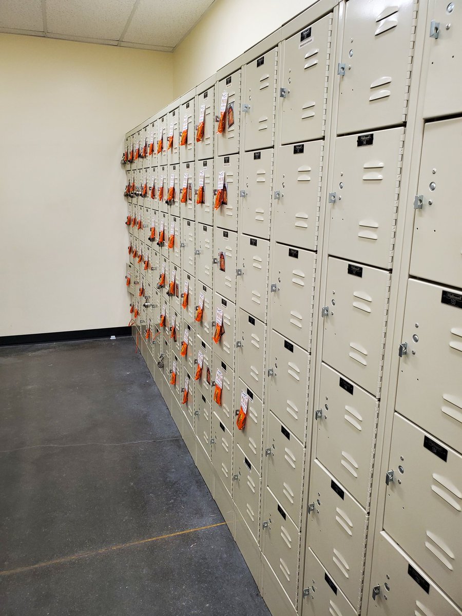 Locker Surprise#4650 <a href="/GLBTHD/">Greg Bishop</a> <a href="/MccourtDonTHD/">Don Mccourt</a> <a href="/DeeByars/">DeeByars</a> <a href="/williamlance53/">William Lance</a>