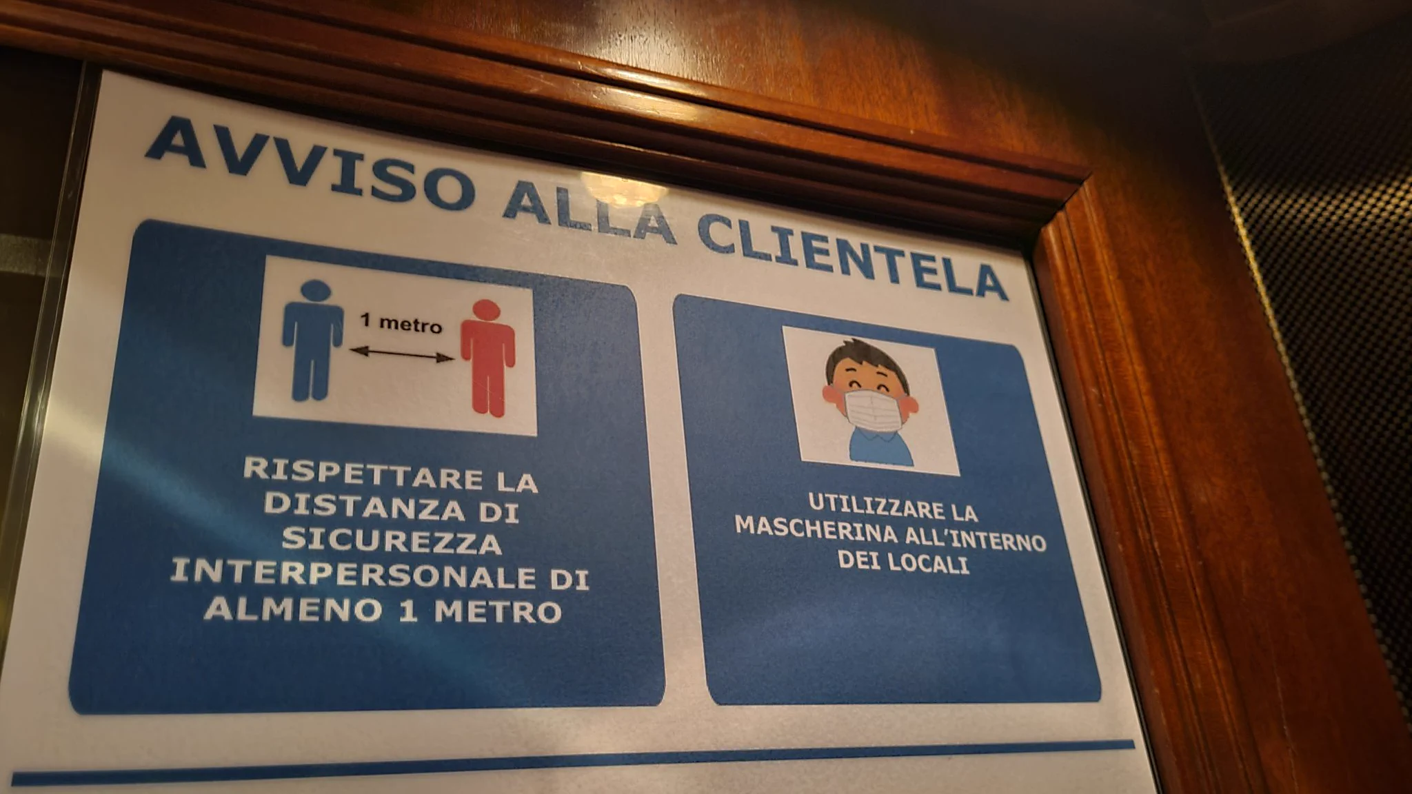 @Annie01496766 私もローマで見て思わず写真撮ってました🤣🤣🤣 