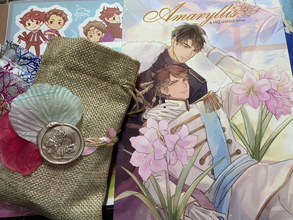 Just received the @ushioikazine Zine and charms. Looks AWESOME! Thank you.