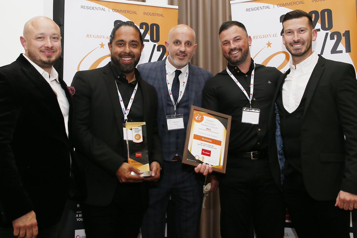 ConsumerEnergy_'s tweet image. Some great photos taken by @jsmitchellphoto - jasonmitchellphoto.co.uk📸📸 

What an amazing evening at the Energy Efficiency Awards 2020/21, we can’t wait for next year already 👏🏻👏🏻

#energyefficiencyawards #boilerinstaller #insulationinstallation #eco #energisingyourgreenerworld