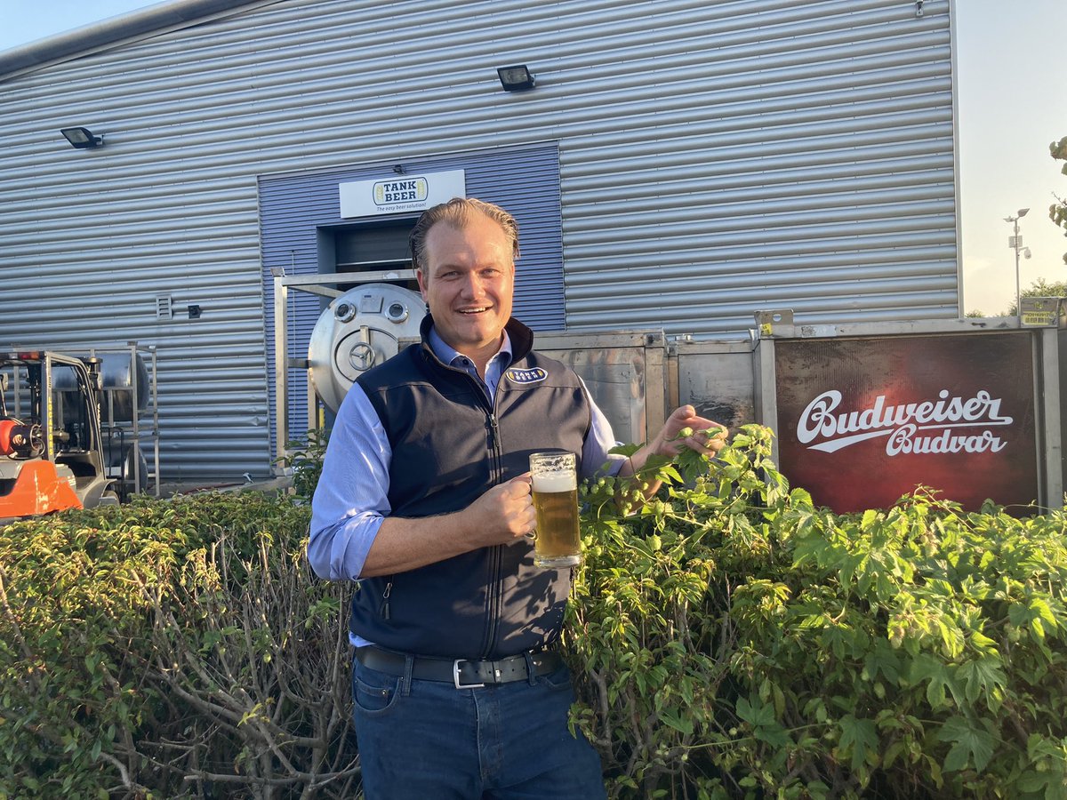 Thebeerbaron3's tweet photo. Sometimes life just gives you a little signs of green shoots. What a rough year for everyone, Not least the beer and pub industry. While walking the yard with a team member, I noticed  something in our hedges . Wild hops . Beer finds a way to survive. Even in these bitter times. https://t.co/kLyDO4ALYA