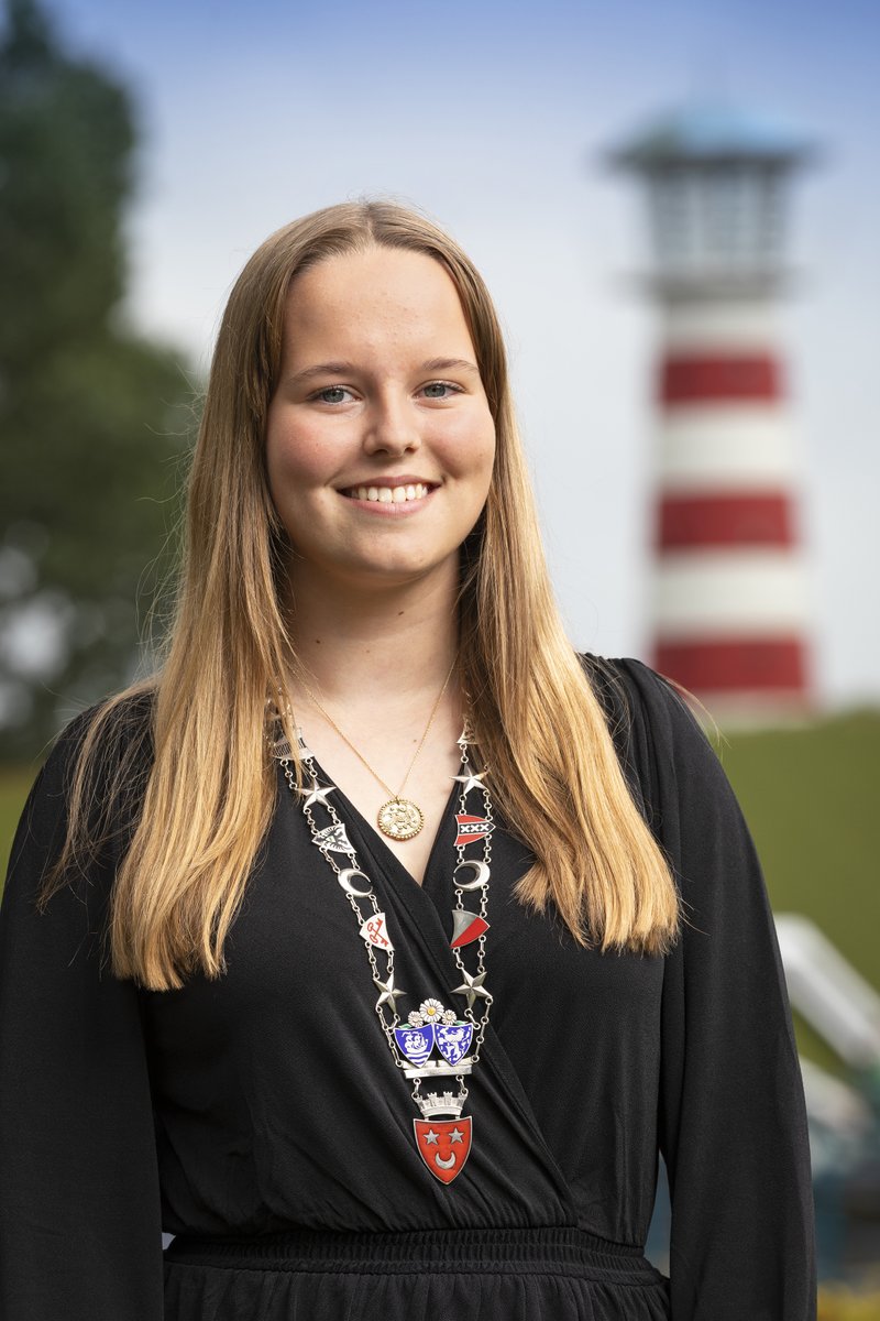 Vanaf vandaag heeft Madurodam een nieuwe burgemeester. Na 10 inspirerende pitches is Henriëtte als burgemeester gekozen. Met haar challenge 'Be a hero, go for zero' gaat zij zich inzetten tegen voedselverspilling. Wij wensen het 70e college van B&amp;W heel veel succes dit jaar!