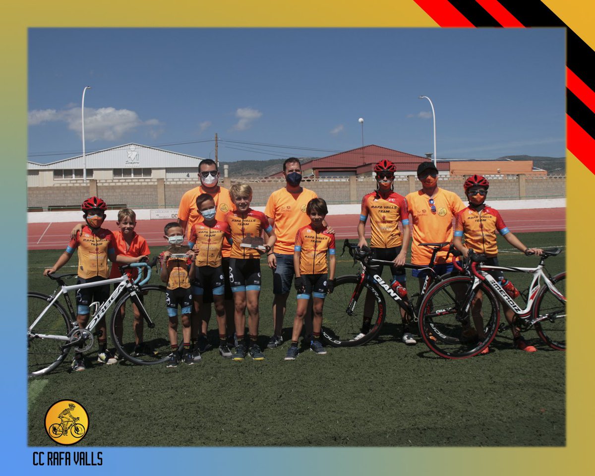 Este domingo nuestros chicos compitieron en Castalla. Los niños siguen mejorando y pasándolo en grande en cada carrera 👏🏻👏🏻 Además, consiguieron dos podios con Jordi y Marc. 🥉🥇ENHORABUENA A TODOS CAMPEONES!!!