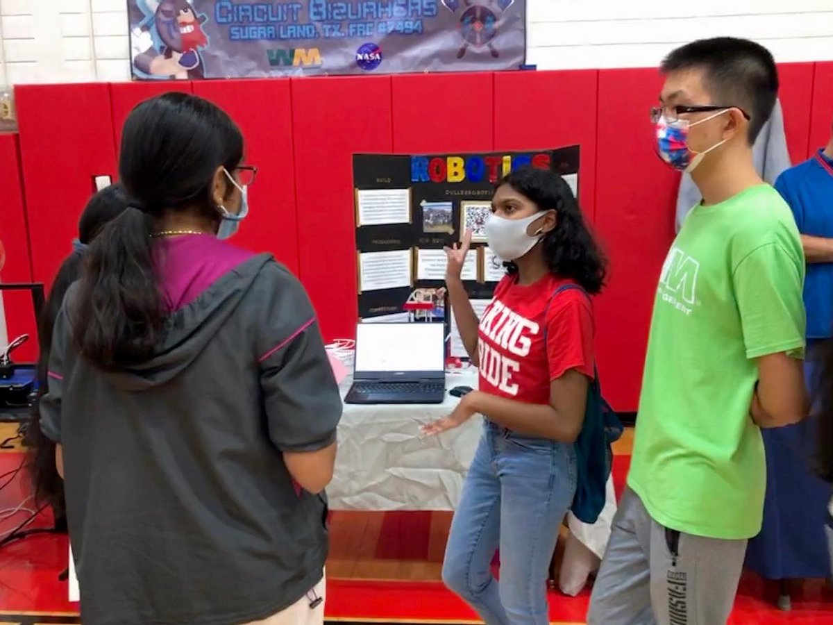 dulles_robotics's tweet image. Thank you to everyone who visited us at fish camp and came to our interest meeting! We can’t wait for this year’s season to start! See you guys soon🦾
