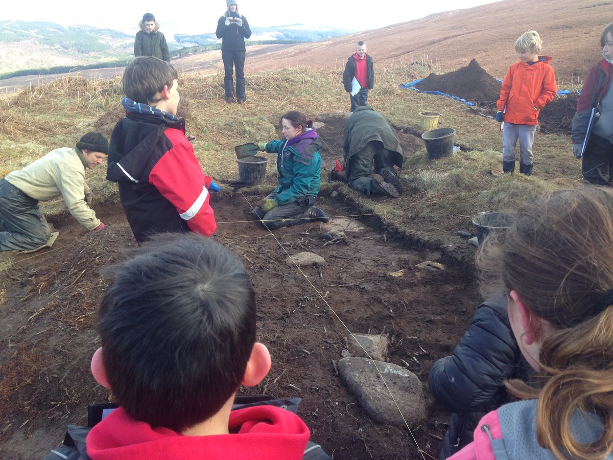HI_Voices's tweet photo. For us @shielingproject our build story starts with excavating #turf bothan airigh (#shieling huts) to buildings made by ordinary folk: howfs & mountain huts, to the #hutting movement and our own #bothies. Lots happening right now on this @archaeobuild @LesleyRiddoch @ntsglencoe https://t.co/ayJQ6UwHGA