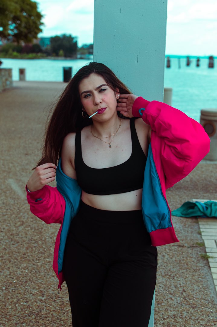 peach_magenta's tweet photo. It’s been a LONGGGG time since I’ve posted on here. Let’s see how this goes.  |
|
Model: @stephaniemn99 
|
#nikond3200 #portraits #portraitphotography #beauty #portraitstoday #portrait_vision #exposedc #dmvphotography  #under10kportraits #prazemagazine #nikonportraits https://t.co/LLJpUXUXR8