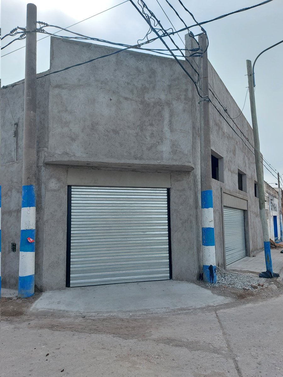 fedejelic's tweet photo. Ya es palpable la remodelación de la esquina del "Miguel Sancho" #Racingcba en la ex cancha de bochas,  donde @GustavoPedrOk y el gremio de #suvico explotan el convenio con el club. Avanza el armado del salón de usos múltiples y el gimnasio equipado. https://t.co/PAL6faAIMR