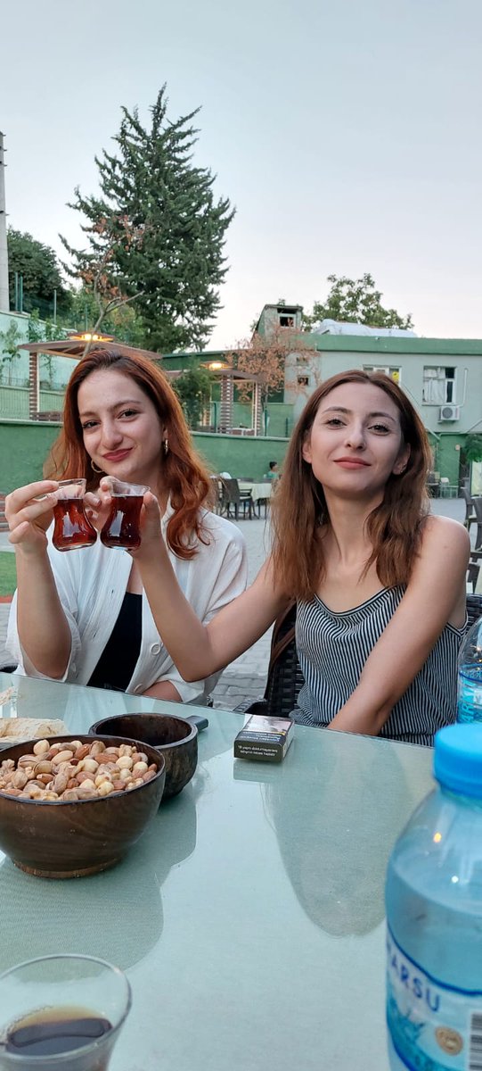 Seninle şöyle ama sahil kenarında 🤣