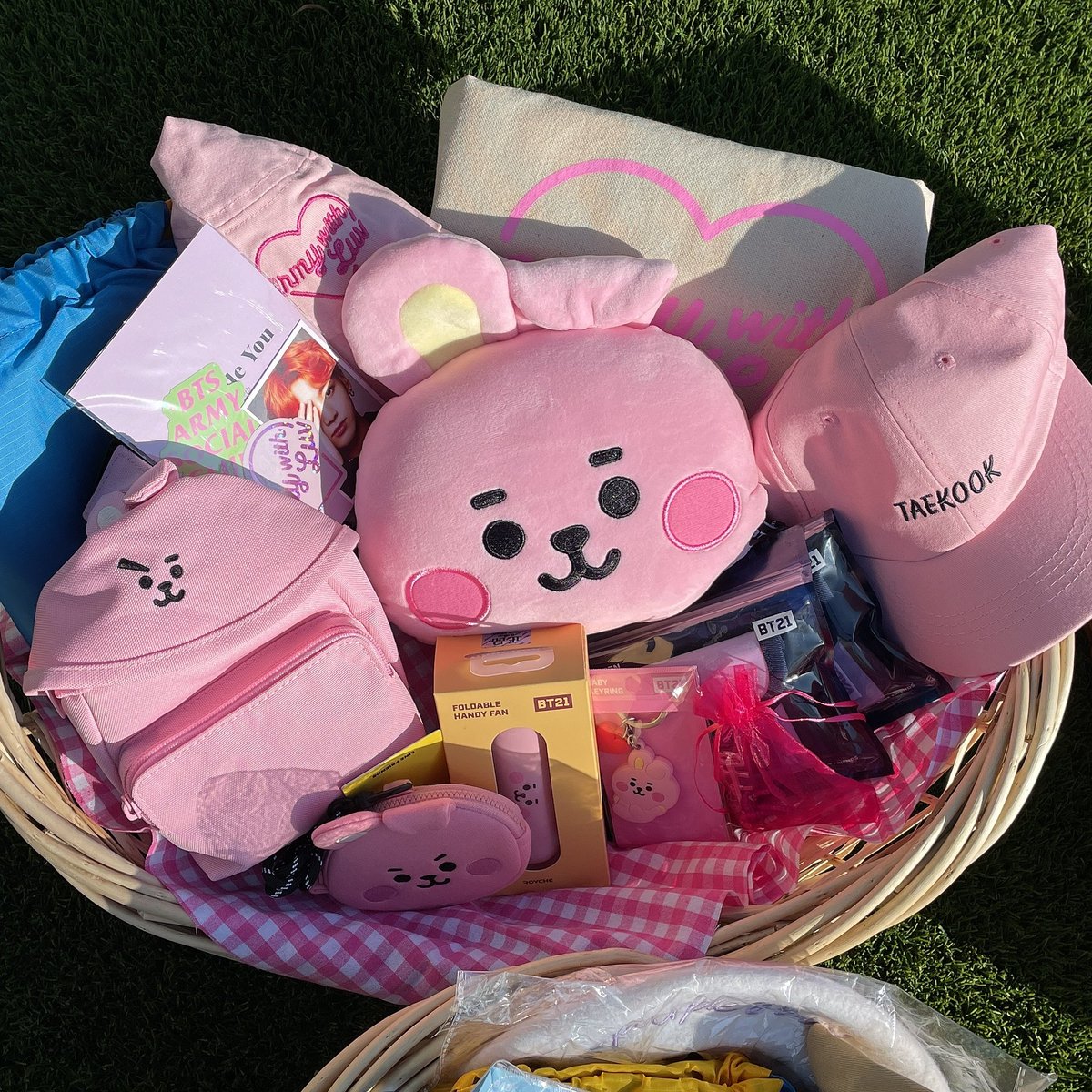WINNERS OF THE RAFFLE BASKETS PLEASE DM US TO CLAIM BY THE END OF TOMORROW!