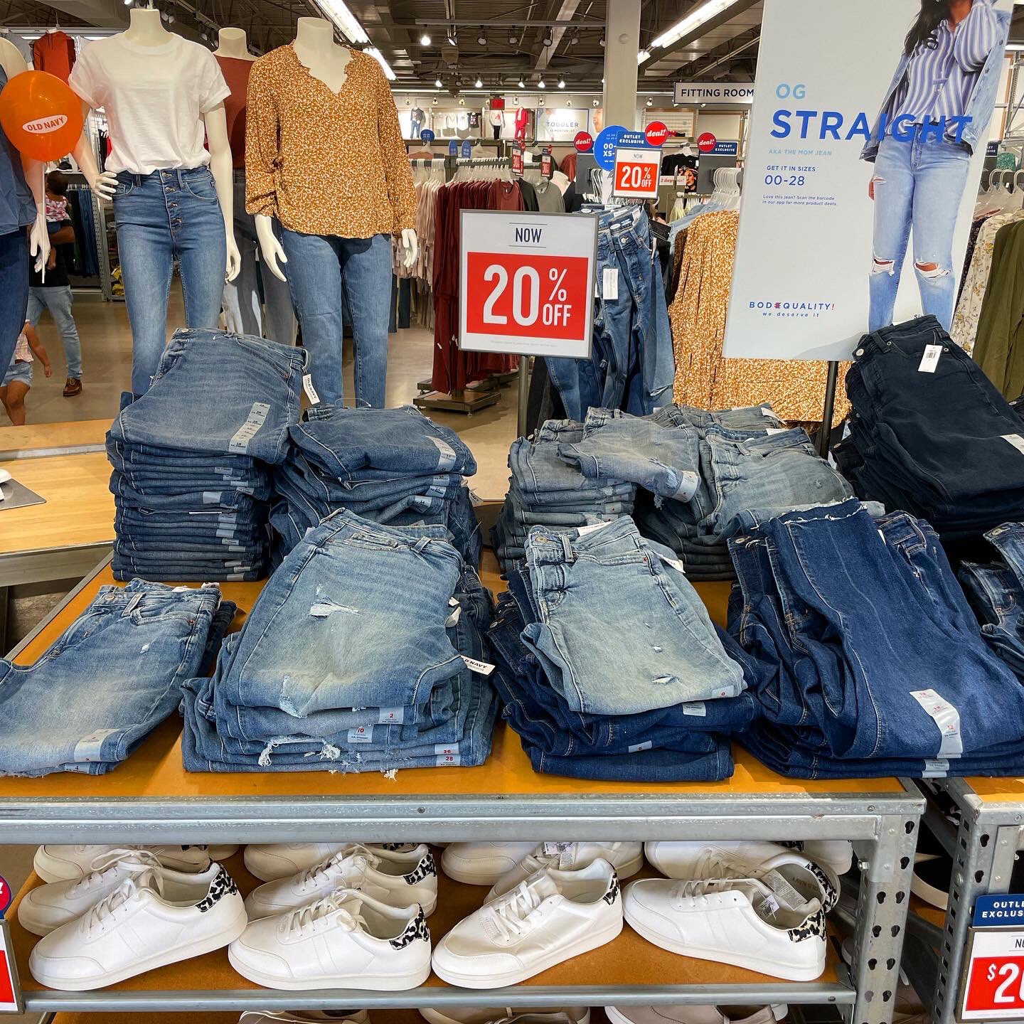 Old navy clearance jeans sale