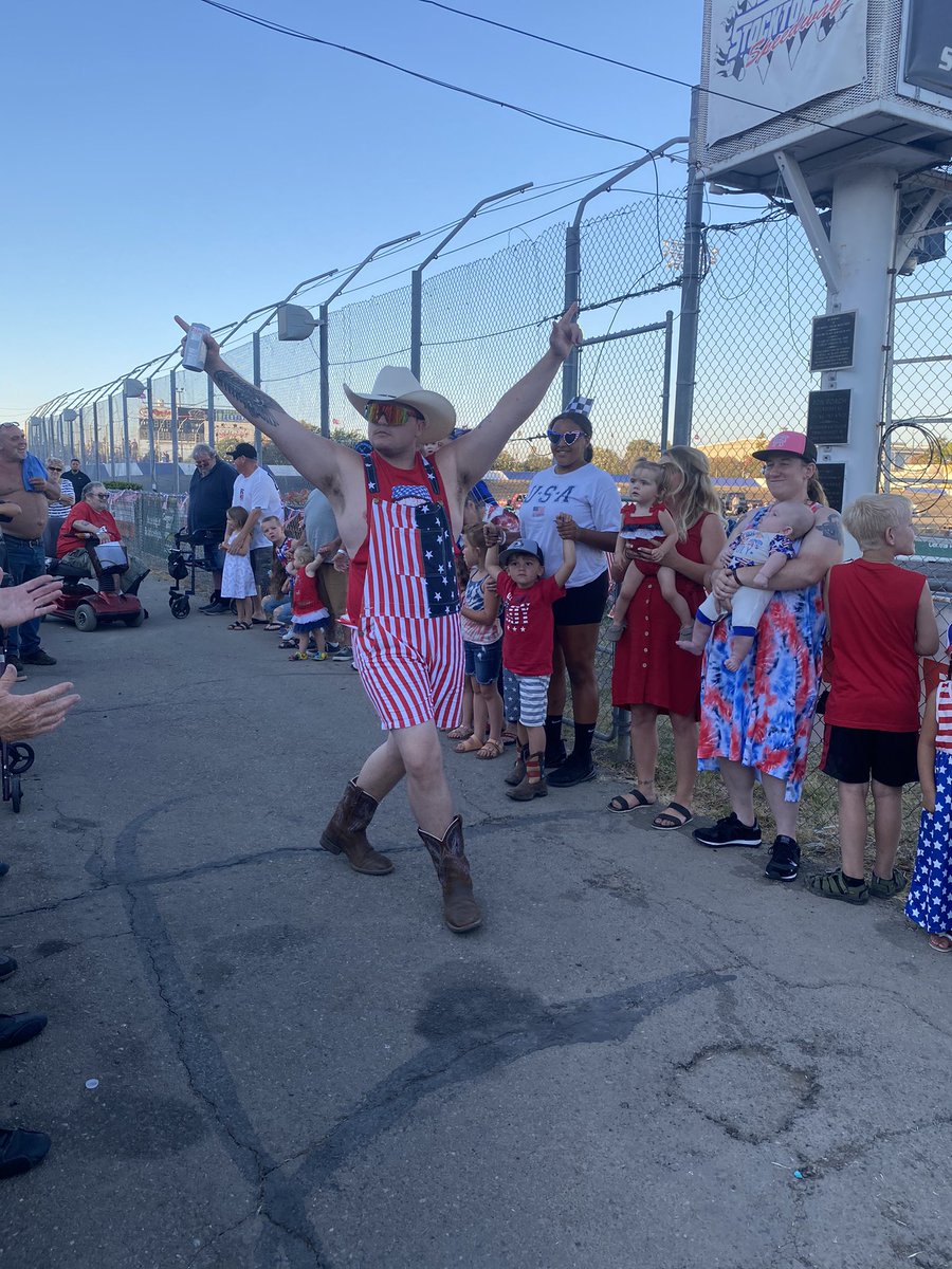 Kids Night - September 11th is also a day of remembrance for many. Let’s show our support &amp; patriotism by wearing red, white, &amp; blue 🇺🇸