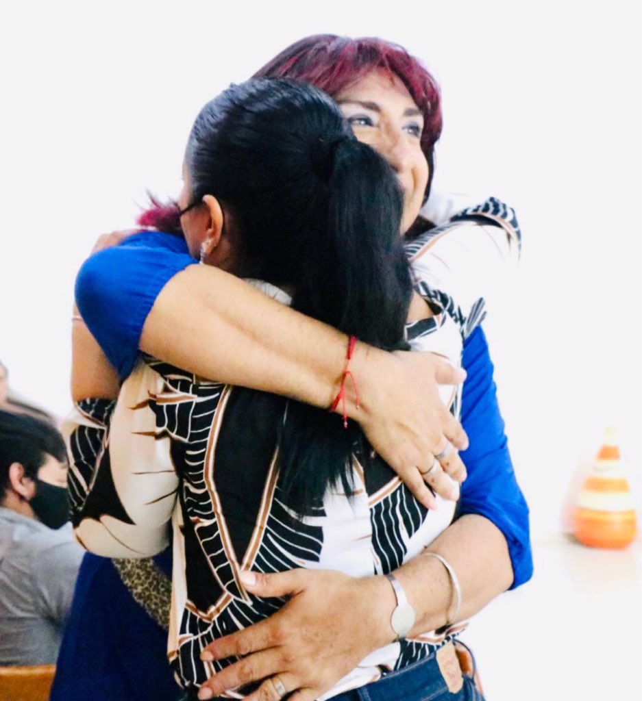 KathiaBolio's tweet photo. Muy orgullosa y agradecida de haber recibido de la AC. #YucaTRANS, Asociación Transgénero Yucatán🏳️⚧️ un reconocimiento a mis luchas sociales y legislativas dsd hace muchos años a favor de los DDHH
#LegislandoConAlma
#AmorEsAmor
❤️🧡💛💗💚💙💜
Mayor ℹ️ 👉🏼 https://t.co/CNI5d0Yh71 https://t.co/N0PZGWuTc3