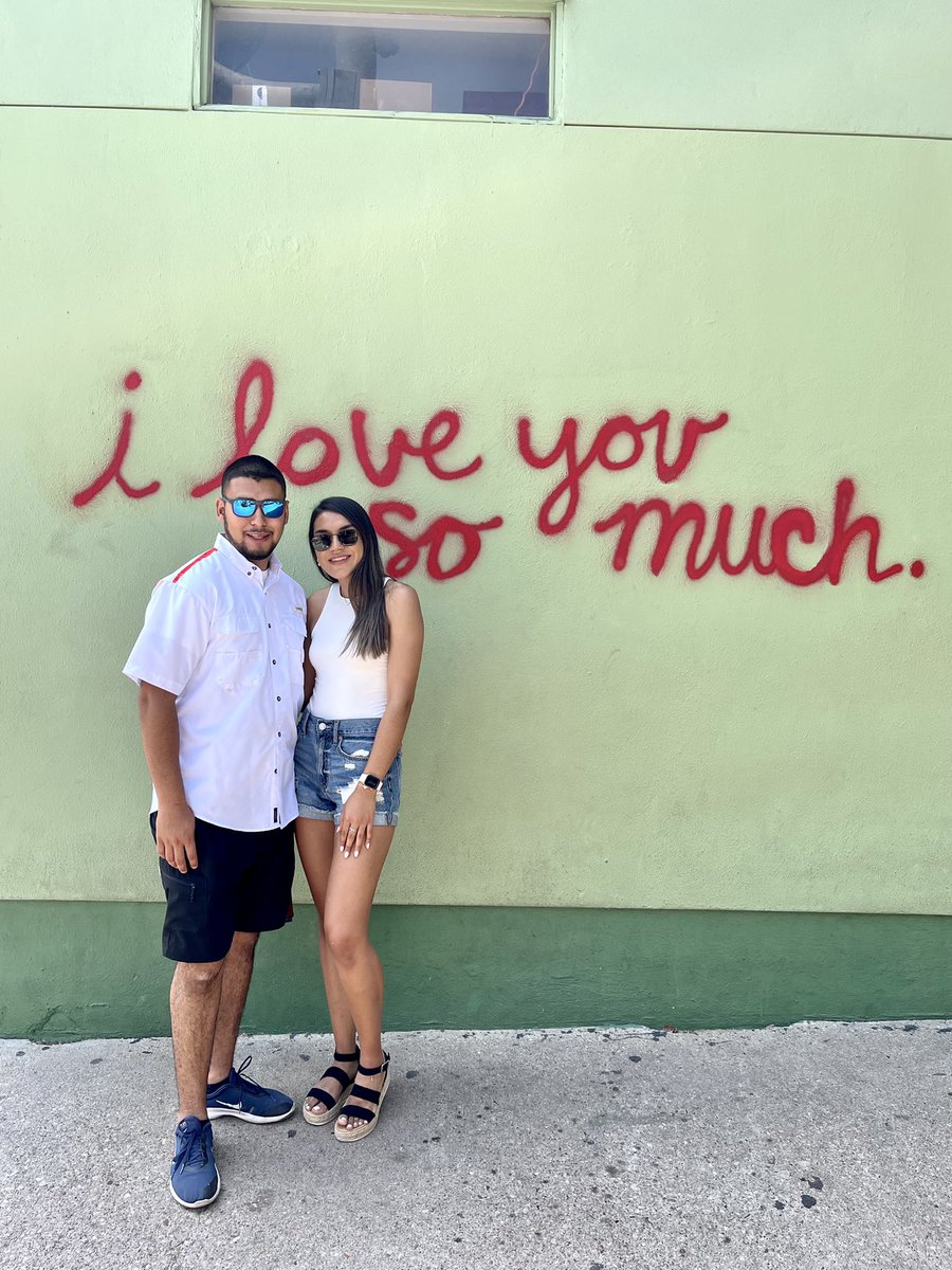 _melon19's tweet photo. I love you so much.♥️ @LH_Valenzuela https://t.co/7KxhTldJrm