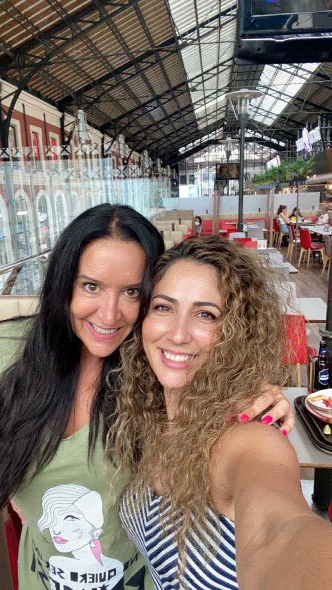 Vanadiss (@vanadiss_es) on Twitter photo Poniendonos al día con <a href="/LorenaPinot/">Lorena Pinot</a> lo que Miami Sound Machine unió no lo separará nadie! Love you 💖 Poniendonos al día con <a href="/LorenaPinot/">Lorena Pinot</a> lo que Miami Sound Machine unió no lo separará nadie! Love you 💖
