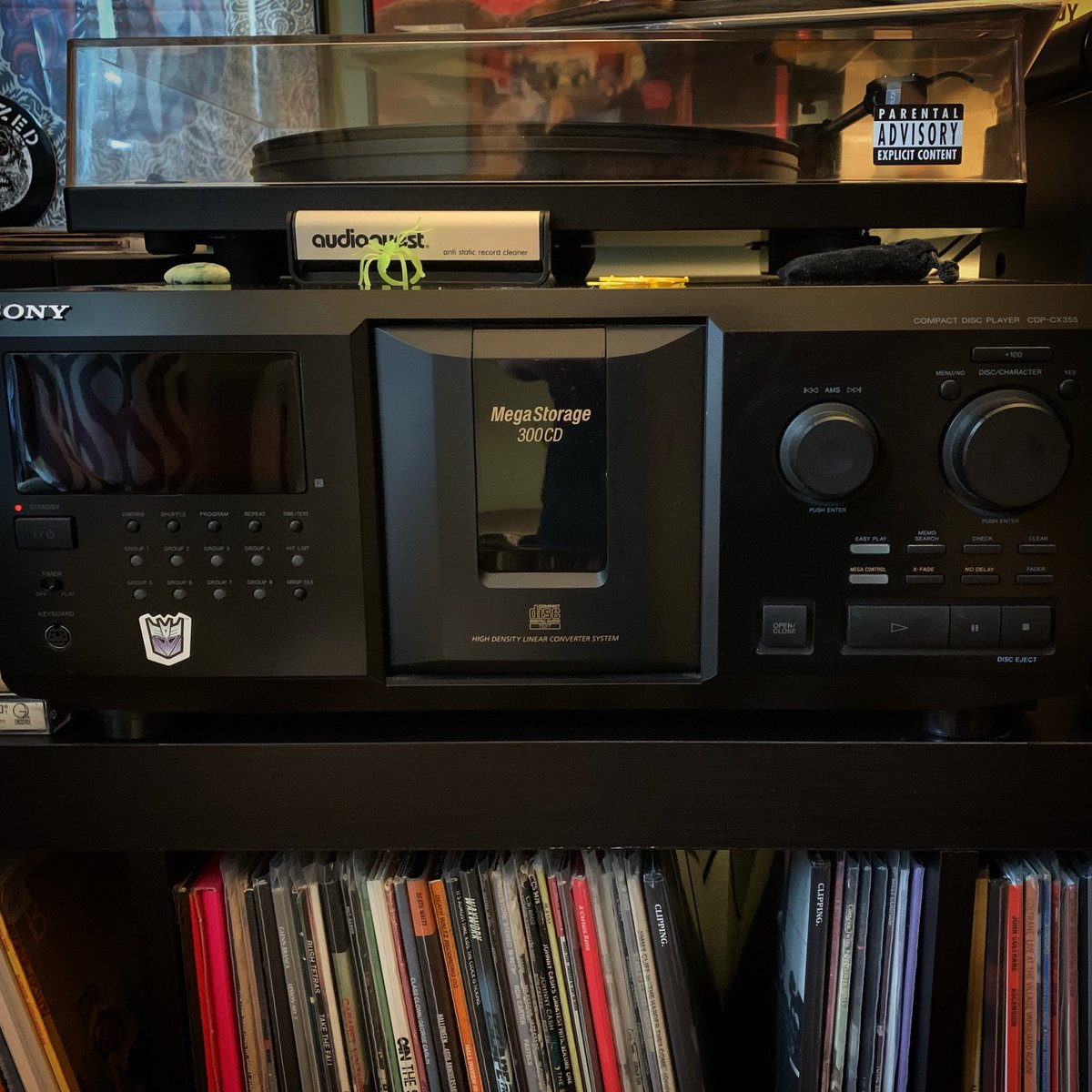letterstapehead's tweet photo. My Sony 300-CD carousel player crapped out a while ago and I’ve been struggling to find a solid replacement that won’t be financially draining. Haven’t found a place that’ll fix these, either. Any recommendations?
-
#notesfromtherecordroom #stereocomponents #cdplayer https://t.co/gJ6oayQkYQ