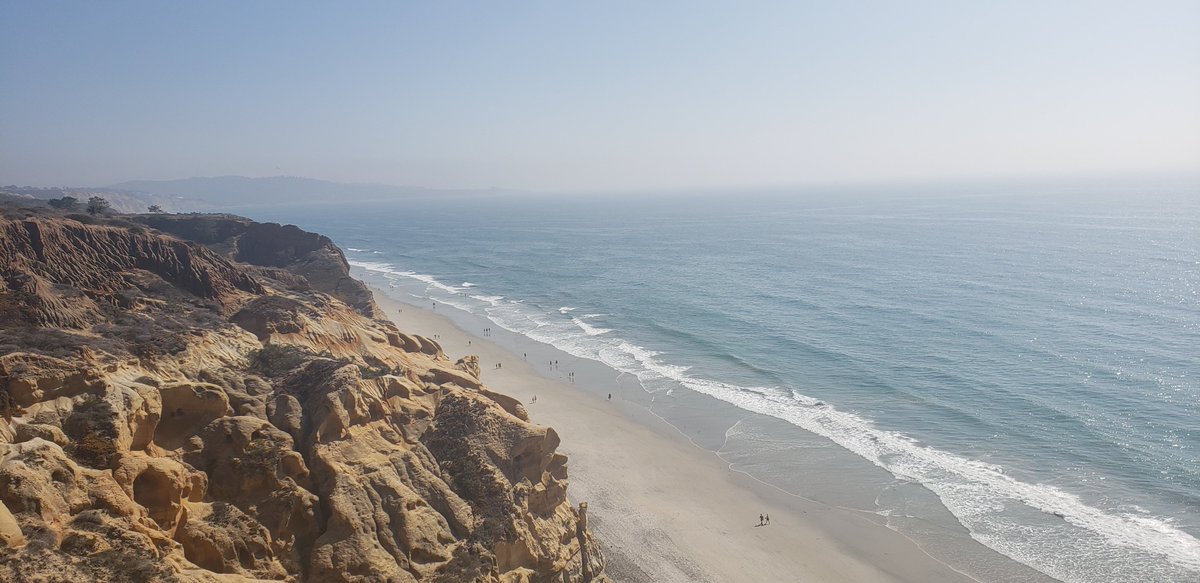After crazy busy months, finally I had a chance to do hiking. Enjoyed the beautiful views. 
Torrey Pines.