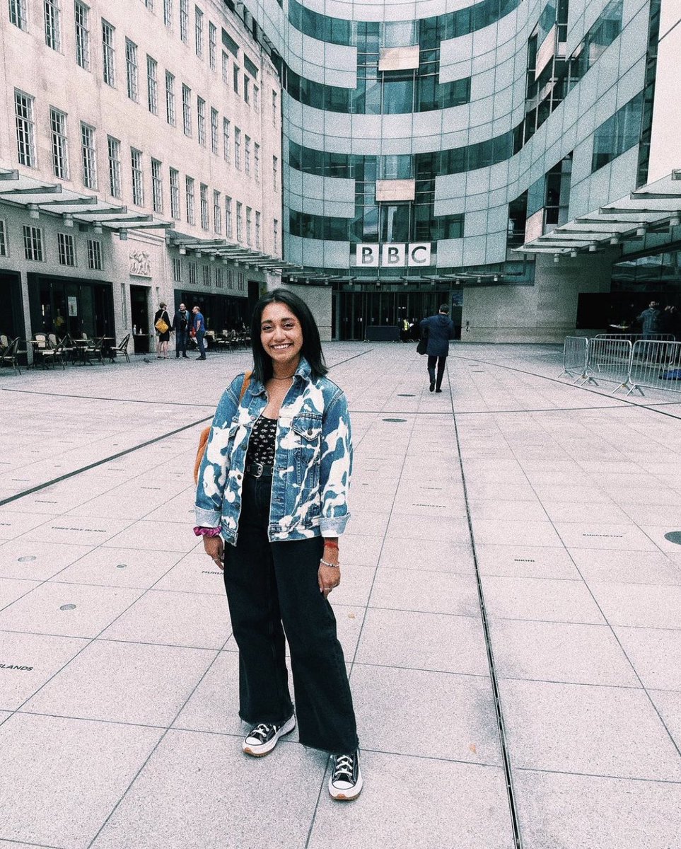 Cheesing super hard cos I’ve joined <a href="/thisislisten/">Listen</a> as a producer &amp; working on exciting BBC radio content 😁 
More info on what sooooon 🎉