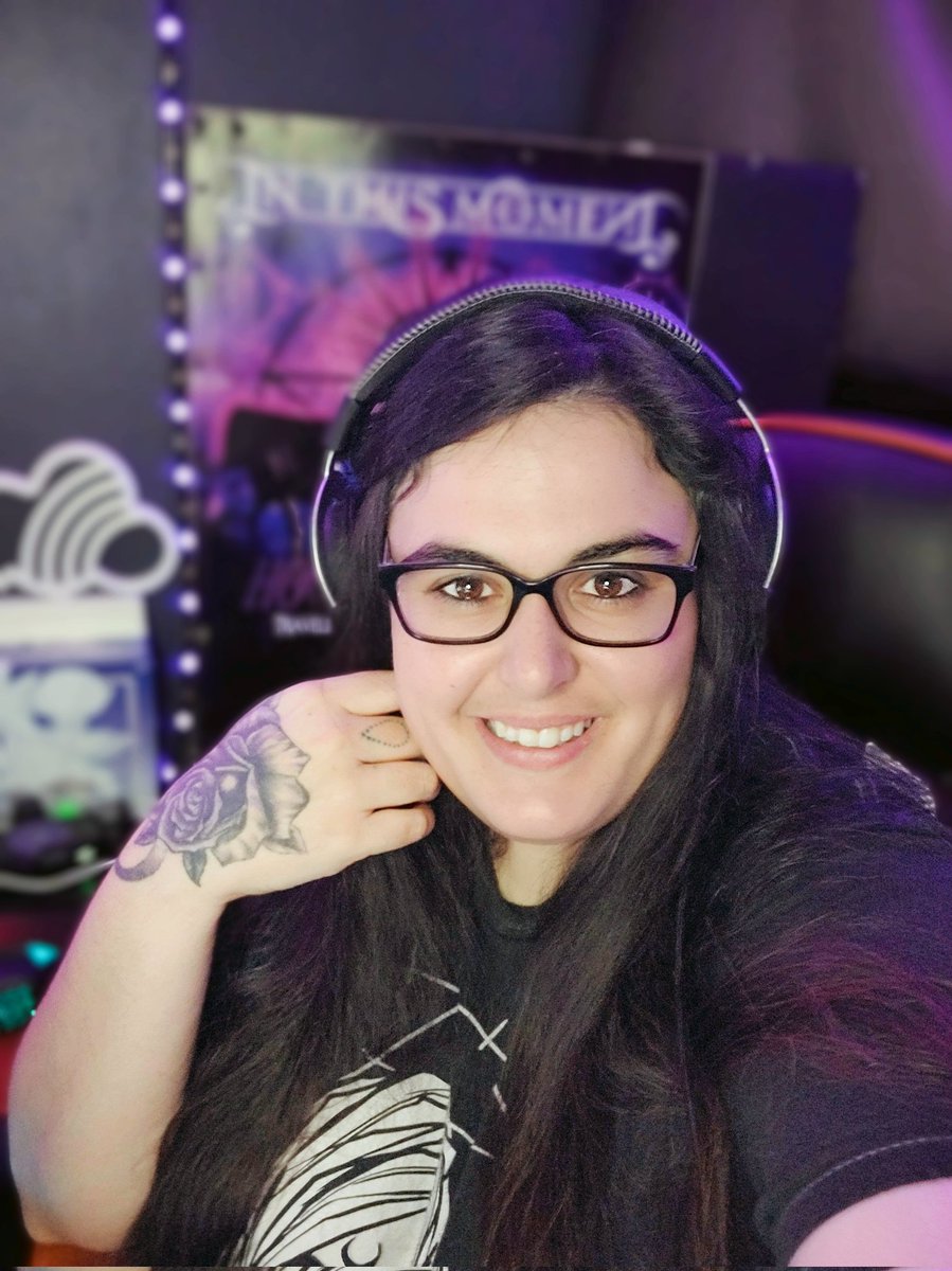 TheRealMs_Nyxx's tweet photo. Hello beautiful people! Live with some @SMITEGame 

https://t.co/a2kQzKWH6z

#twitchaffiliate #twitch #twitchgamer #twitchstreamer #smallstreamer #smite #smitegame #pcgamer #possiblerage https://t.co/rjnkdXsBL2