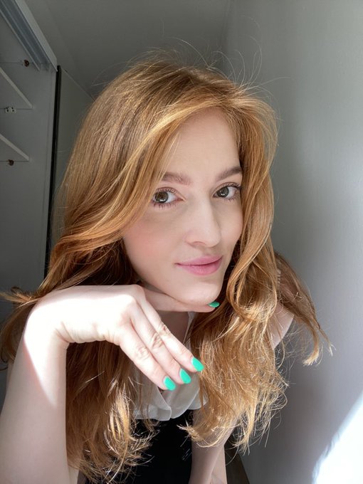 Feeling cute today 😊 https://t.co/y3Z1KSX8uF