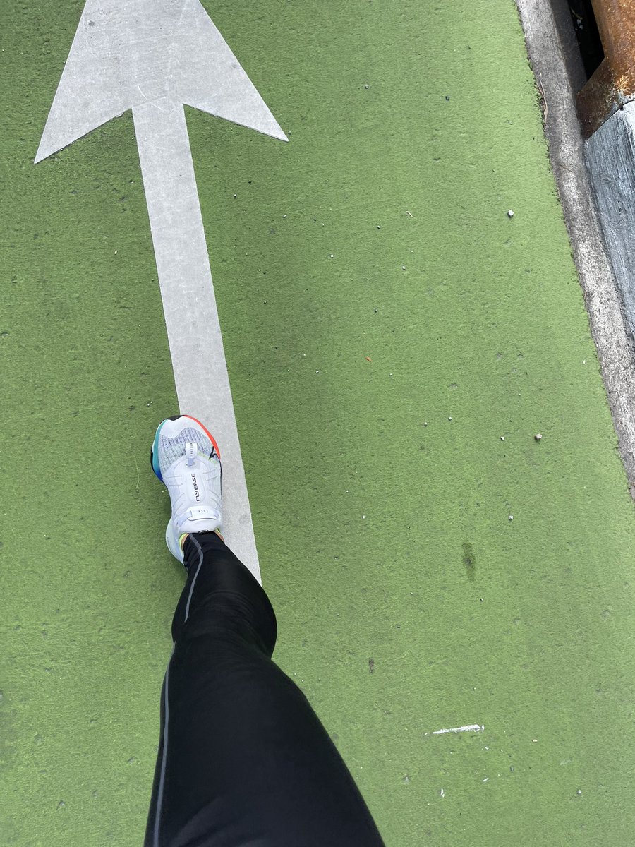 AllenDavidov's tweet image. Just another training day… #IMLife