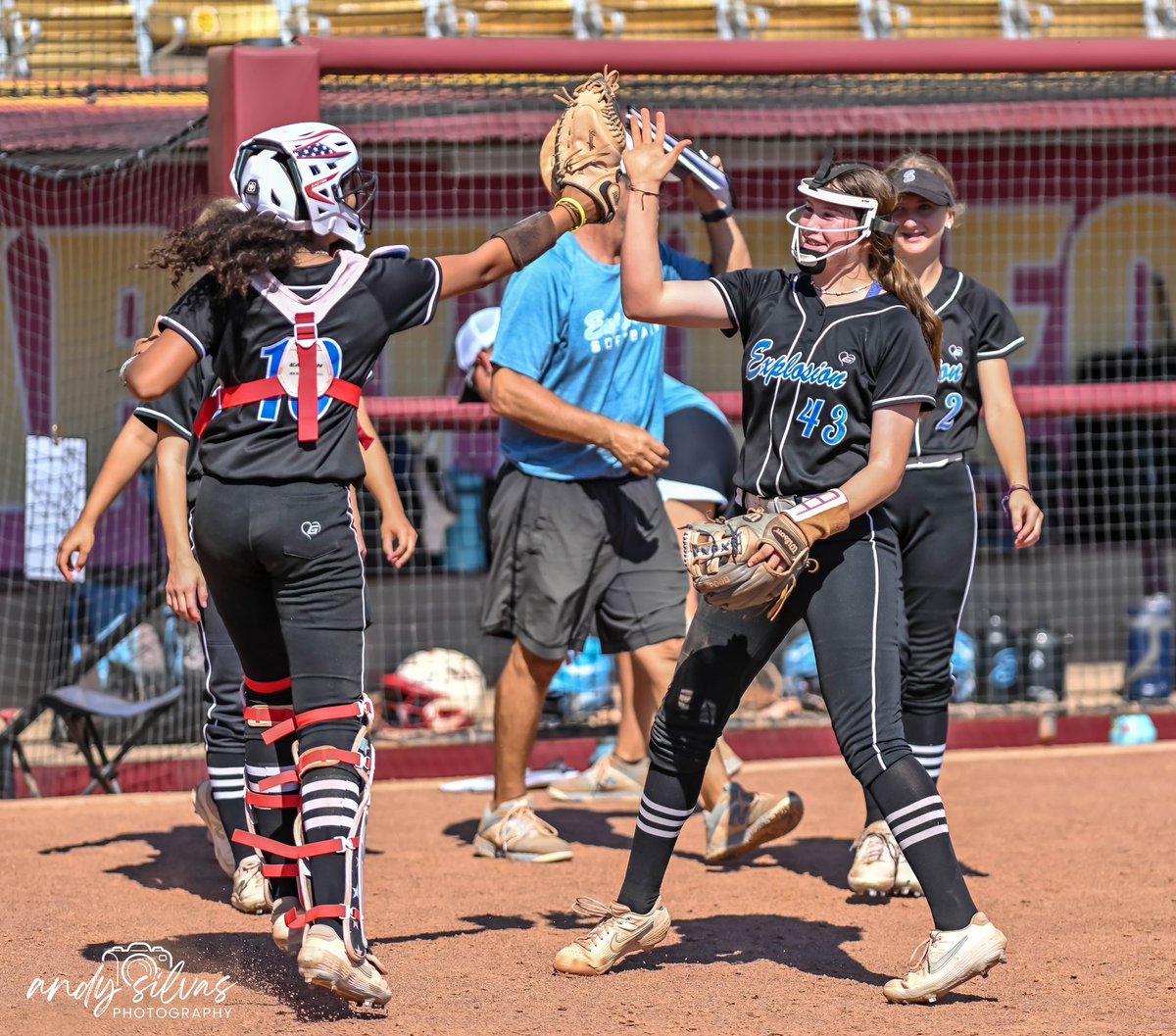 Sights from today’s @PGFnetwork Labor Day Weekend 14u Championship game. @explosionaz at ASU #nikonphotography #softballphotography #andysilvasphotography