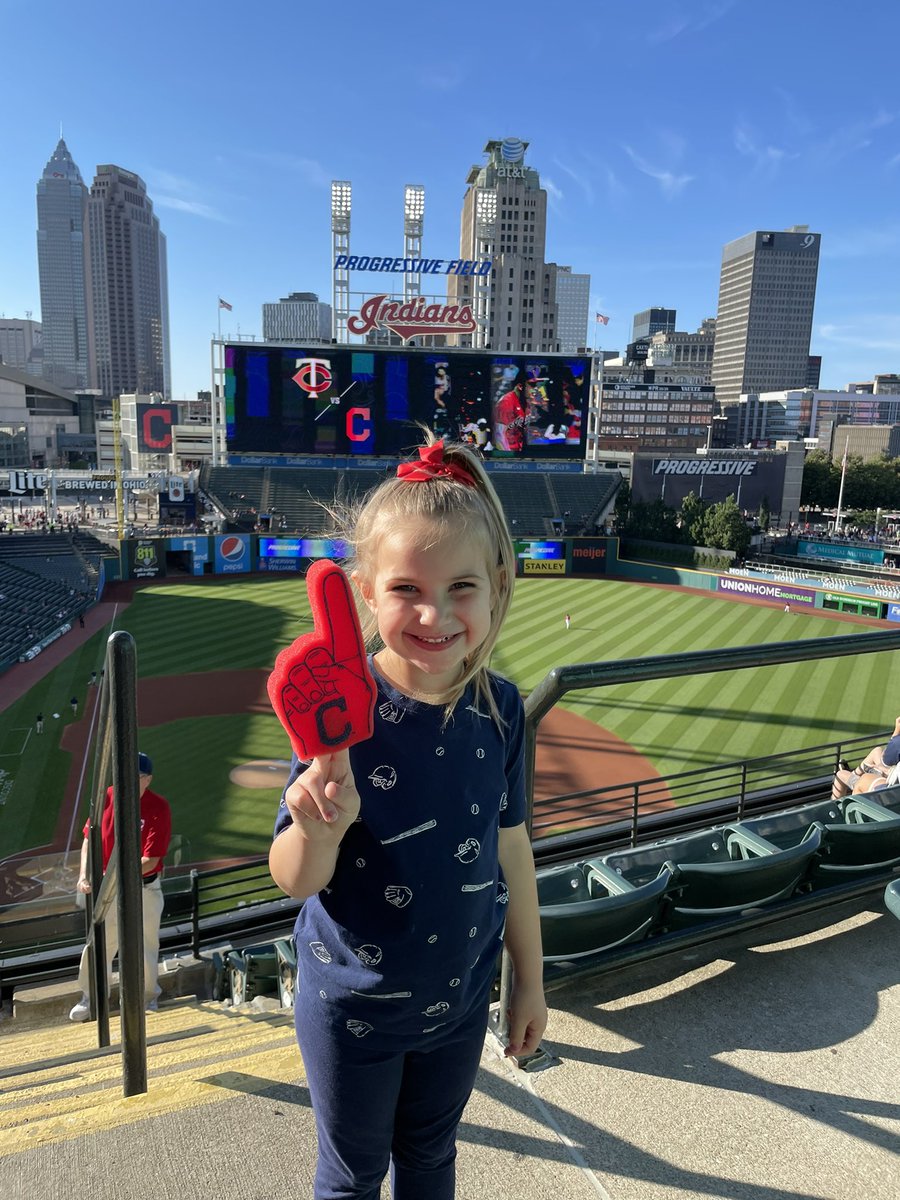 Sarah E Edington tweet media