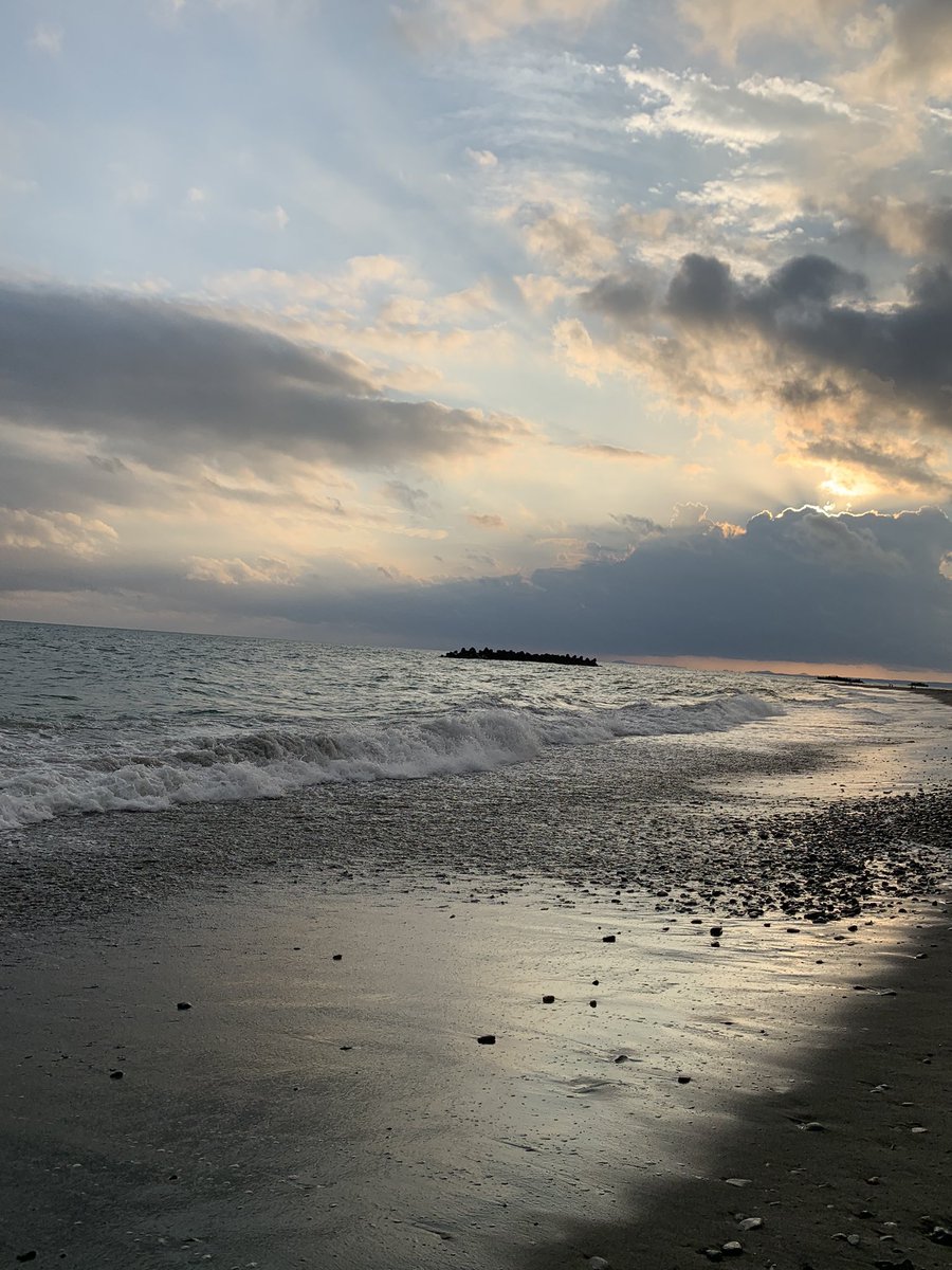 1____05__'s tweet photo. お空が綺麗ですね https://t.co/a2KKW1KR2K