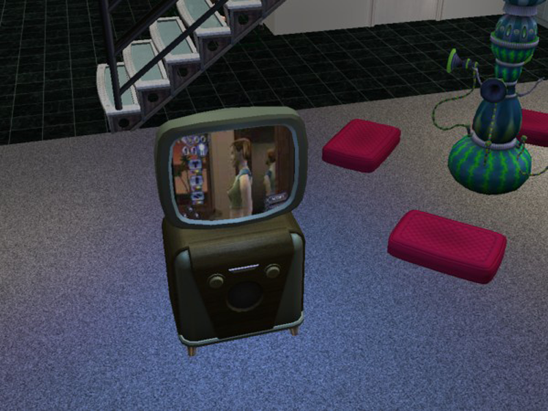 CourtleyManor's tweet photo. #CourtleyManorRecap: Back in #Pleasantview the members of #PunkRock band #InfectiousWaste relax at home after their grueling ordeal. Zenith has an unsettling thought whilst playing #TheSims, and Violet thanks Holly for her part in saving #DJDK, who slumbers in his coffin. (1/2) https://t.co/w9WLUNZGKp