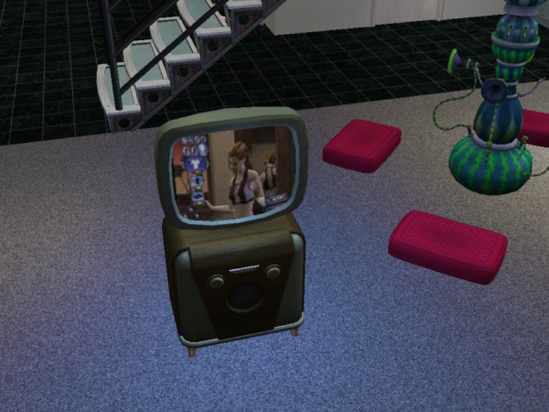 CourtleyManor's tweet photo. #CourtleyManorRecap: Back in #Pleasantview the members of #PunkRock band #InfectiousWaste relax at home after their grueling ordeal. Zenith has an unsettling thought whilst playing #TheSims, and Violet thanks Holly for her part in saving #DJDK, who slumbers in his coffin. (1/2) https://t.co/w9WLUNZGKp