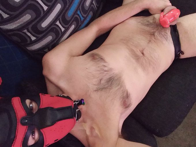 2 pic. Chores are done ??
#puppyplaycommunity  #puppyboy  #humanpup #pupplay #gaysub #pupplaycommunity