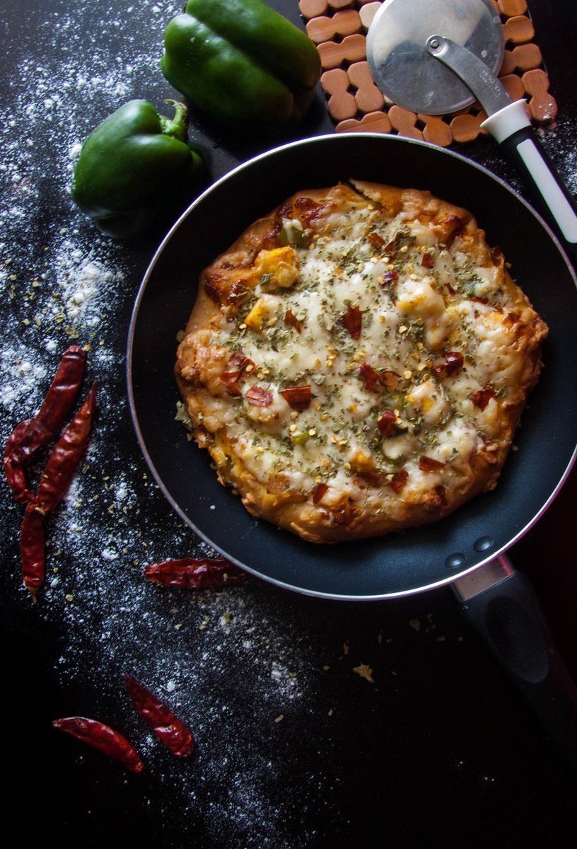 indiantastes's tweet image. Today I prepared Cheese Burst Pizza at home in a Kadai.
Something, that most of us are missing during this Lockdown. Especially Kids.
Read more 👉 lttr.ai/lft0

#pizza #CheeseBurstPizza #CheeseBurstPizzaRecipe #HomemadeCheeseBurstPizzaRecipe