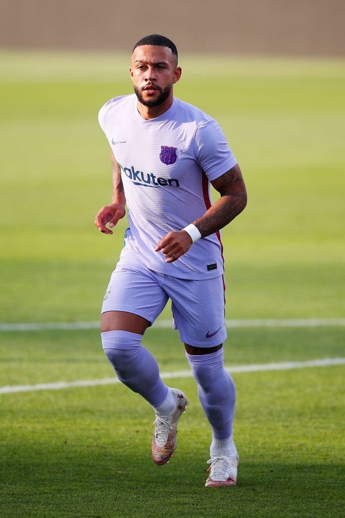 lnstantFoot's tweet image. Memphis Depay est le joueur qui vend le plus de maillots au Barça depuis son arrivée au club. 💙❤️