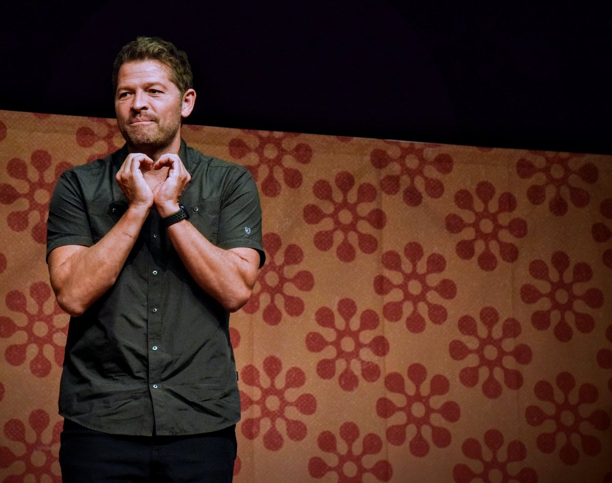 n_e_davis's tweet image. Misha
Momento Con
5 Sept 2021
@mishacollins #MomentoCon