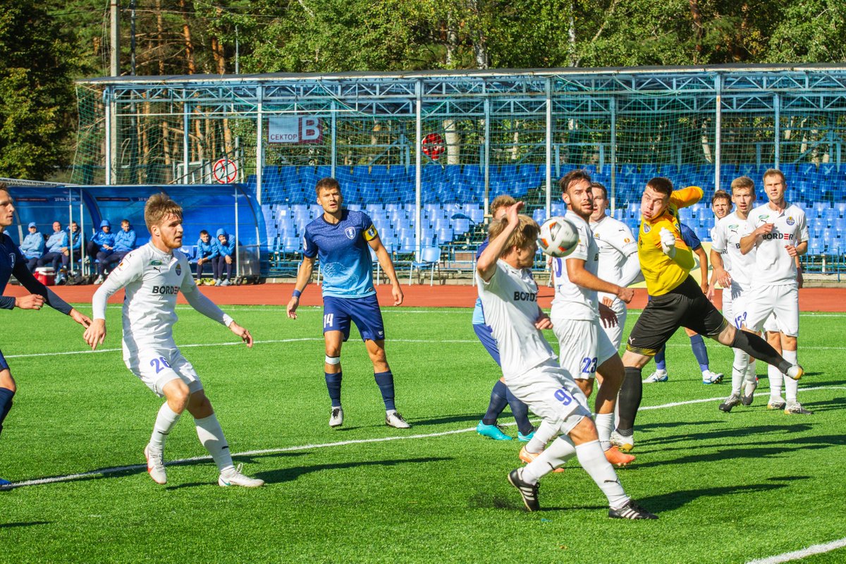 📷 Большой альбом — 164 фотографии — калужского фотографа Александра Зерцалова, посвящённый матчу Первенства ФНЛ-2 между #ФкКалуга и ФК «Рязань»
🏟️ Калуга. «Арена Анненки». 21 августа 2021
📶 vk.com/album-8810111_…

#КалугаРязань 
#ФкКалуга_фото