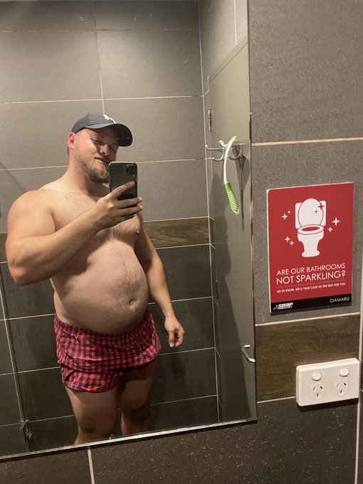 116.2kg (256.1lb) today. Love how much I&rsquo;m filling out 😈 150kg (330lb) will be huge 🙏💪🏽 https://t.co